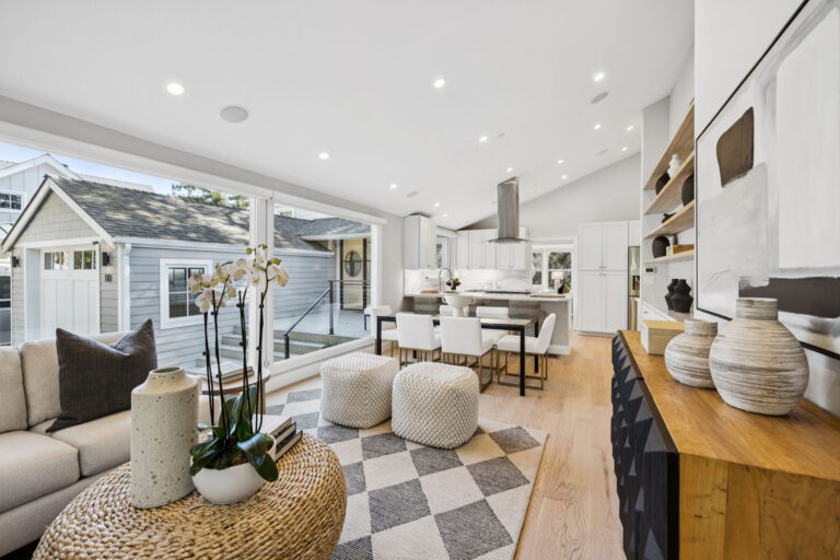 075-118-hillside-drive.85084.p4k.026